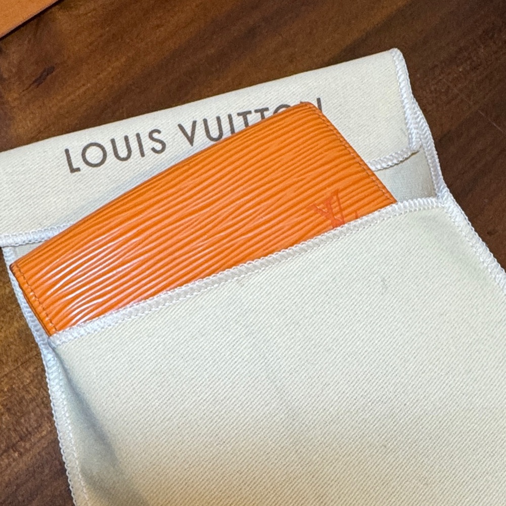 Louis Vuitton Orange Epi Leather Wallet/Clutch W/COA and Dust Bag - Picture 11 of 16